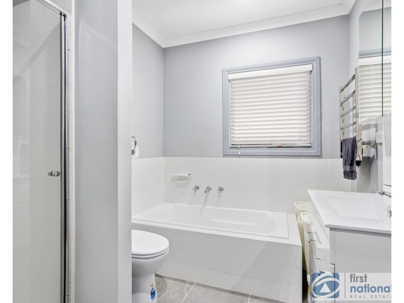 24 Herman St, Rosebud VIC 3939