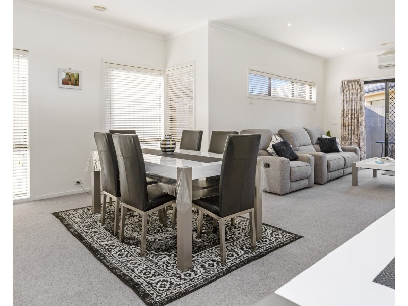 3/15 Cairns Avenue, Rosebud VIC 3939