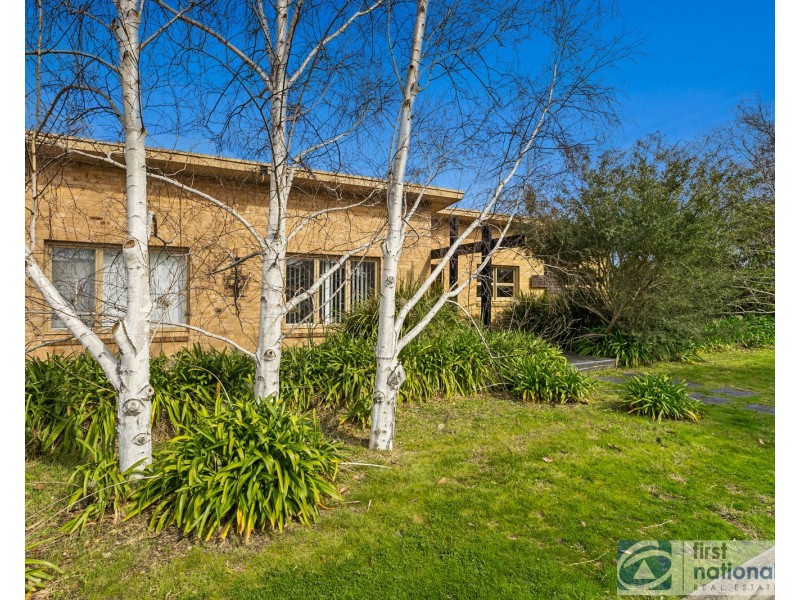 57 Boneo Rd, Rosebud VIC 3939