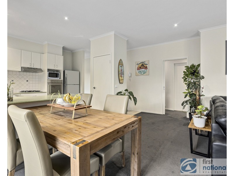 4/15 Cairns Ave, Rosebud VIC 3939