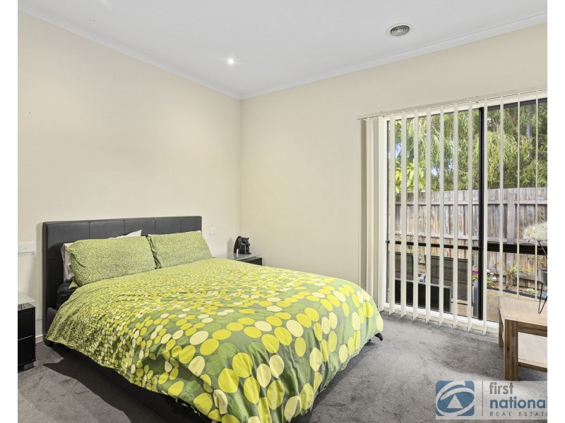 4/15 Cairns Ave, Rosebud VIC 3939