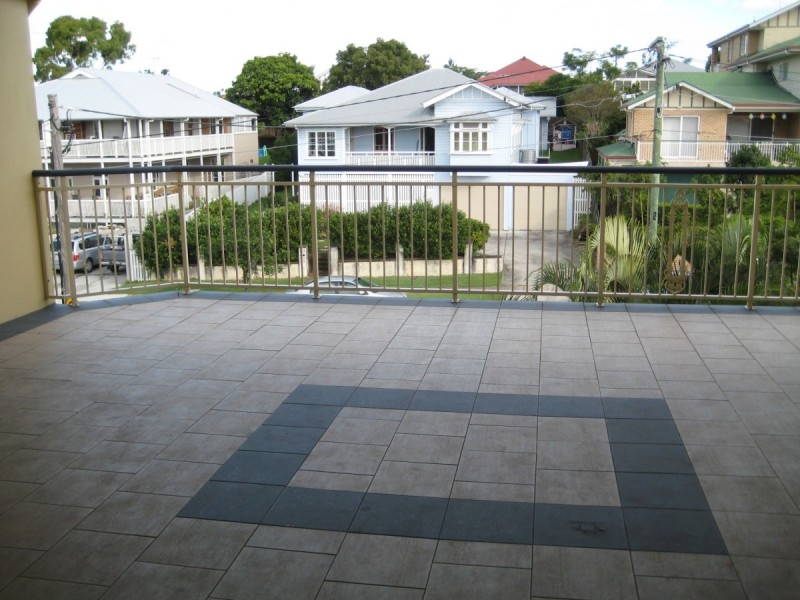 8/110 Pashen Street, Morningside QLD 4170