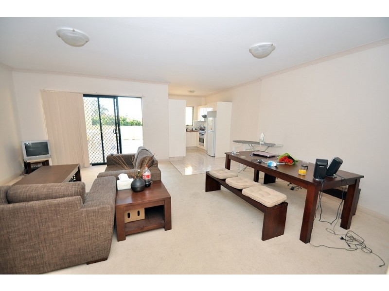 9/110 Pashen Street, Morningside QLD 4170