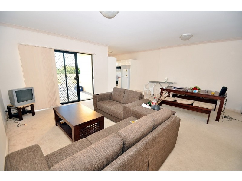 9/110 Pashen Street, Morningside QLD 4170