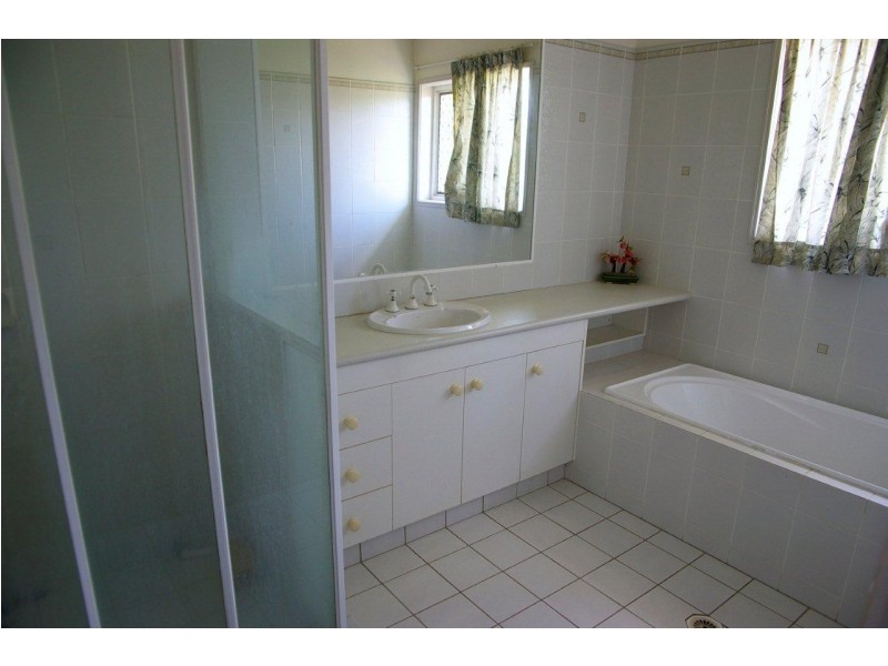 42 Cleveland Place, Stretton QLD 4116