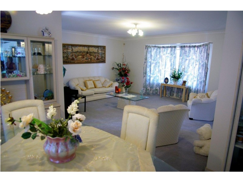 42 Cleveland Place, Stretton QLD 4116