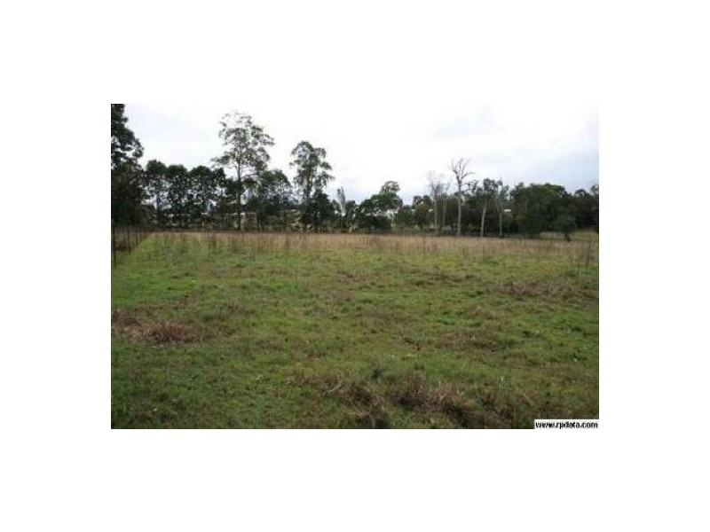 103 Hubner Rd, Park Ridge QLD 4125