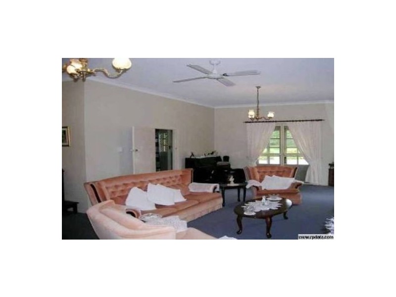 5 Logan Pde, Logan Reserve QLD 4133