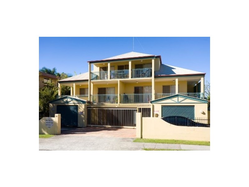 Unit 2, 75 Kent St, New Farm QLD 4005