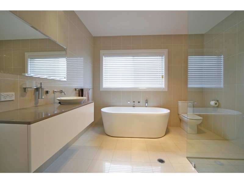 18 Tullet Street, Camden Park NSW 2570