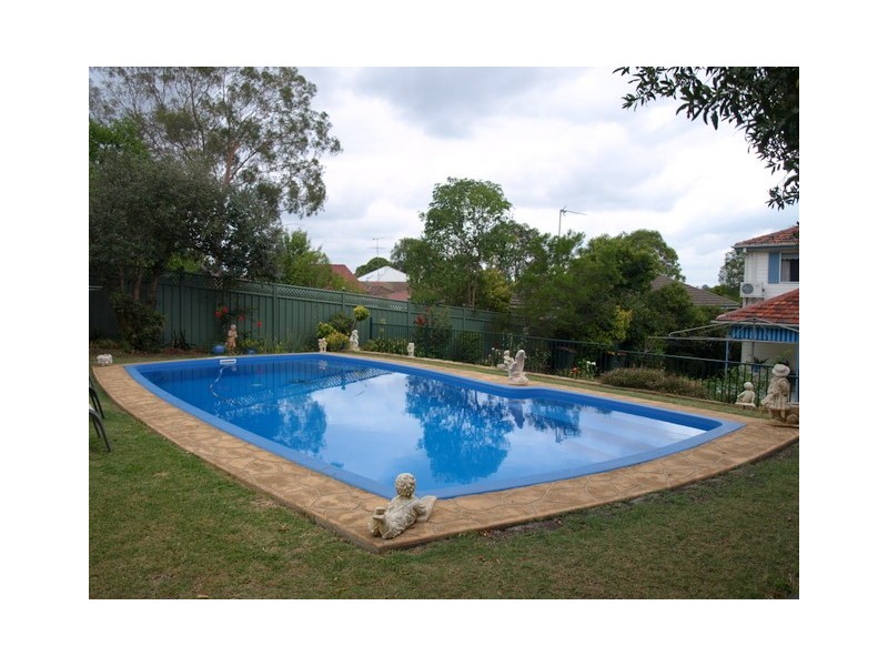 31 Alpha Road, Camden NSW 2570