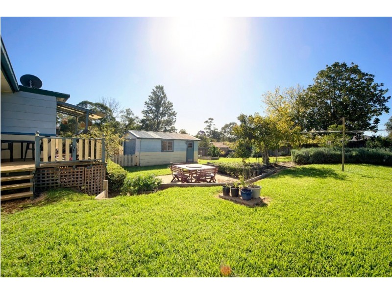 10 Coolalie Ave, Camden South NSW 2570