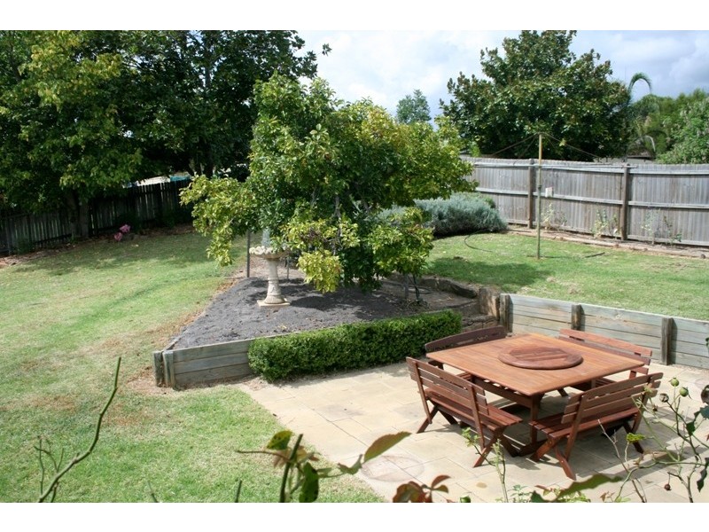 10 Coolalie Ave, Camden South NSW 2570