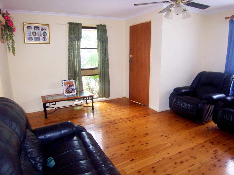 47 Othello Ave, Rosemeadow NSW 2560