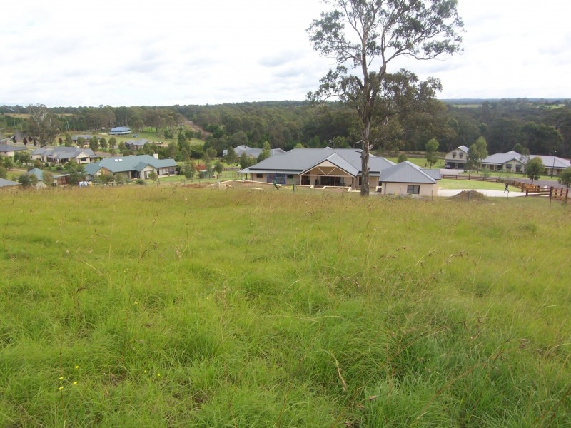 42 Attunga Close, Picton NSW 2571