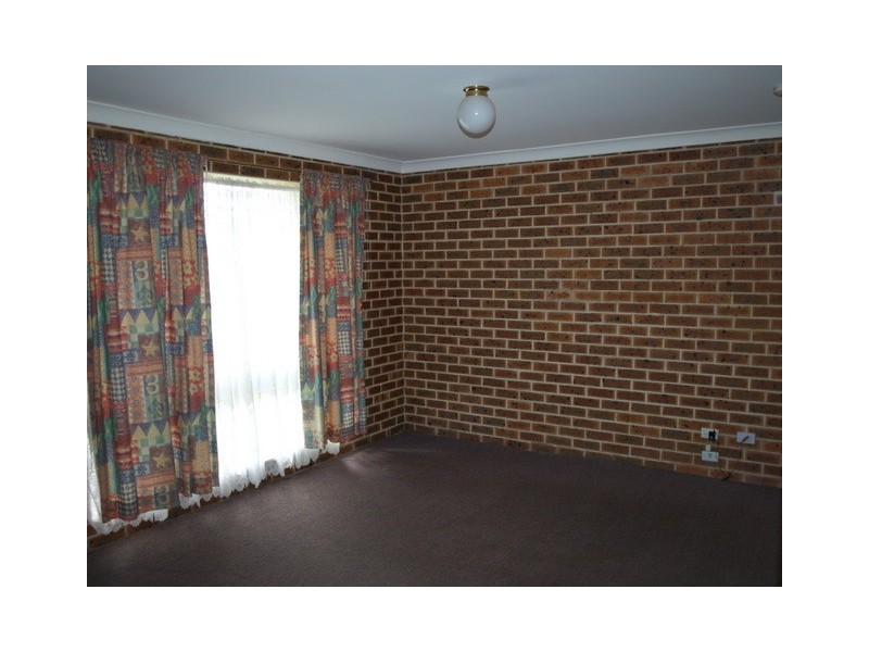 2 Bonniefield Close, Catherine Field NSW 2557