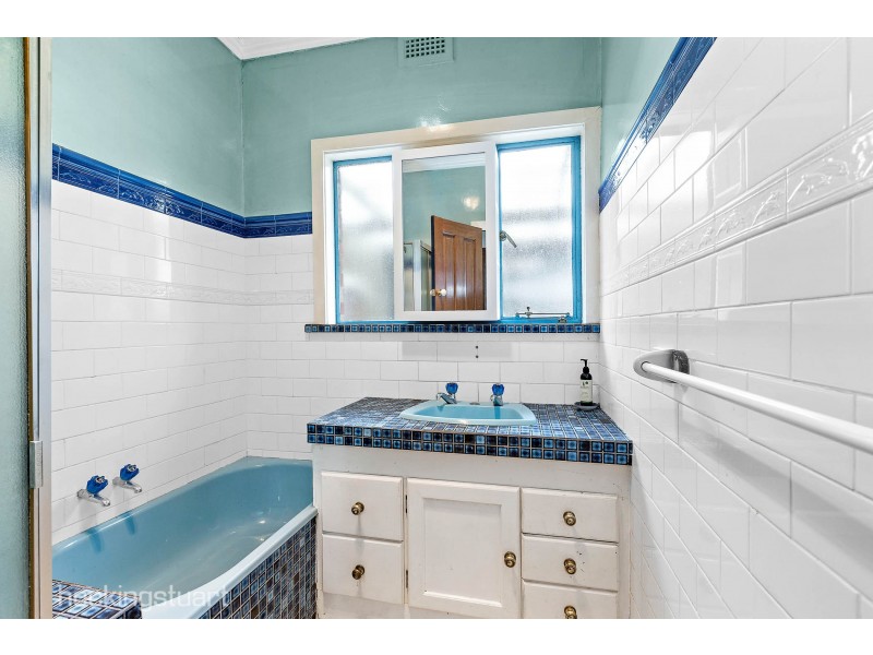 22 Bardia Street, Heidelberg West VIC 3081