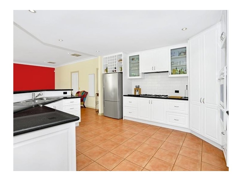 122 Albion Crescent, Greensborough VIC 3088