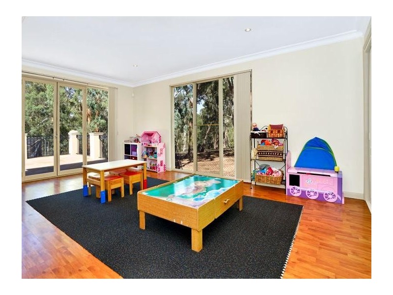 122 Albion Crescent, Greensborough VIC 3088