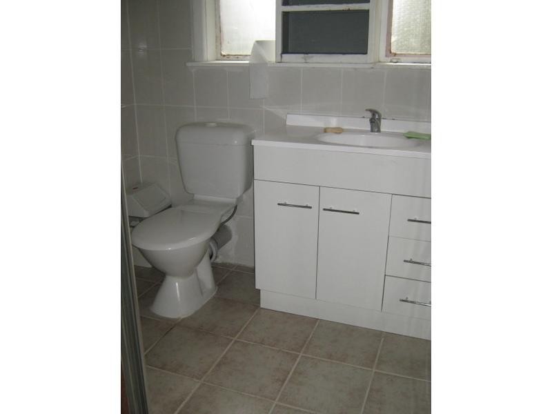 222 Oriel Road, Heidelberg West VIC 3081