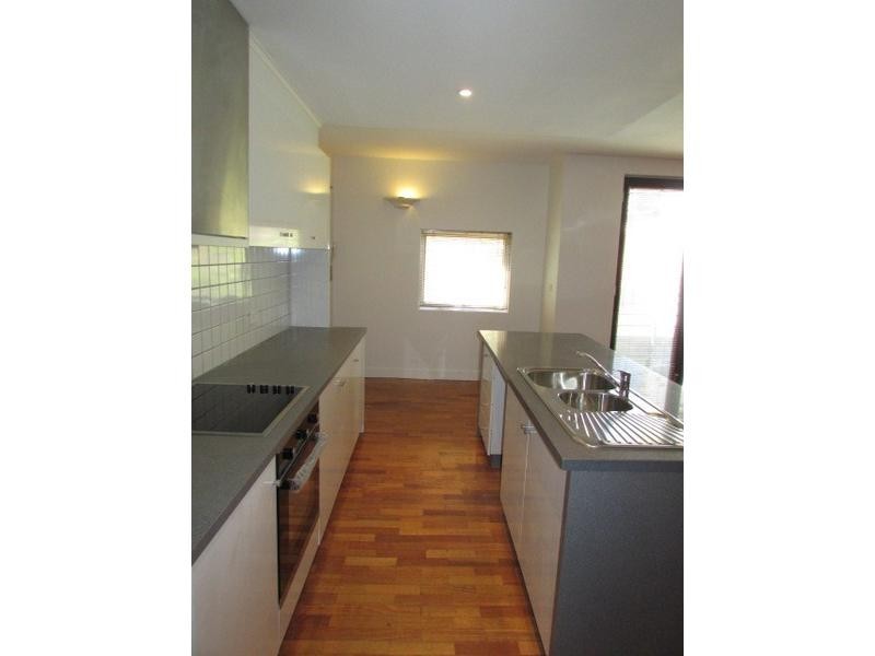 12/157 Bouverie Street, Carlton VIC 3053