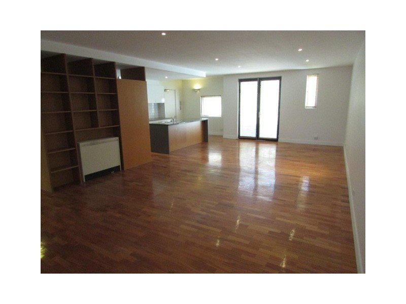 12/157 Bouverie Street, Carlton VIC 3053