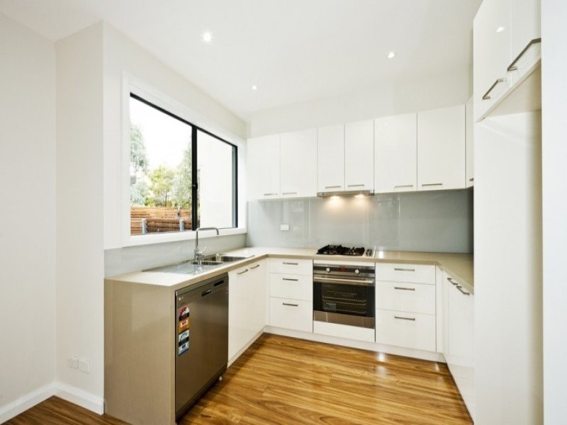 2 Ruby Lane, Greensborough VIC 3088