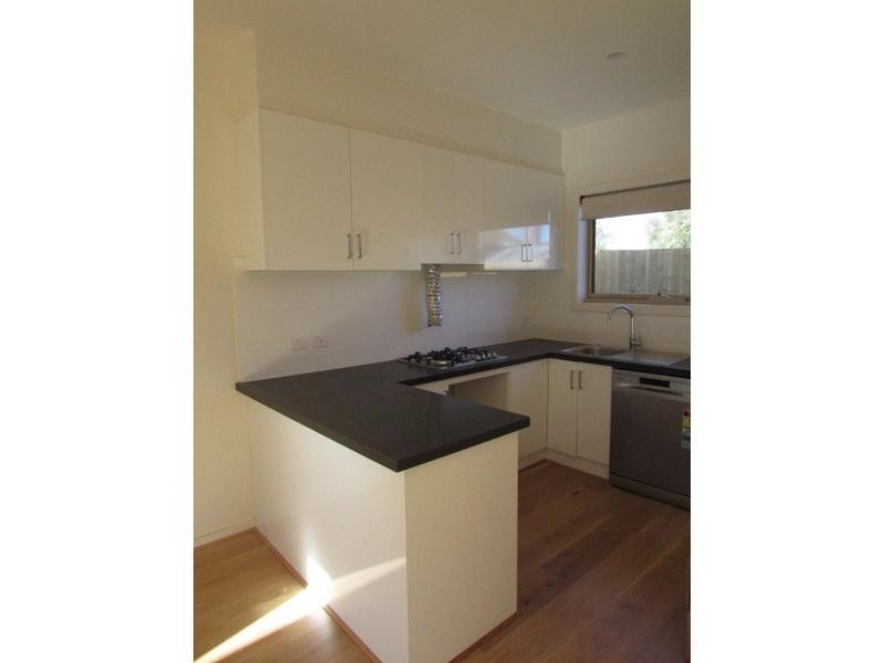 2/52 Porter Road, Heidelberg Heights VIC 3081