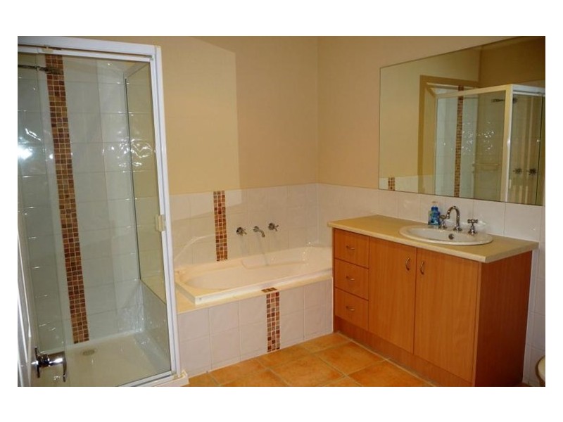 1/5-7 Joynt Street, Macleod VIC 3085