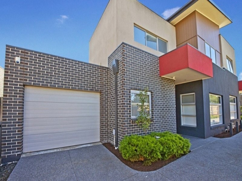 2/30 Porter Road, Heidelberg Heights VIC 3081