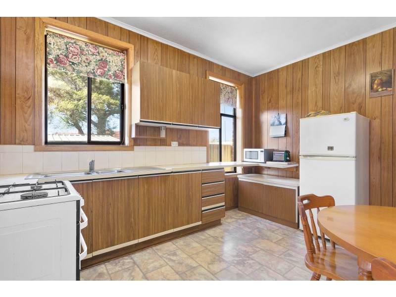 126 Southern Road, Heidelberg West VIC 3081