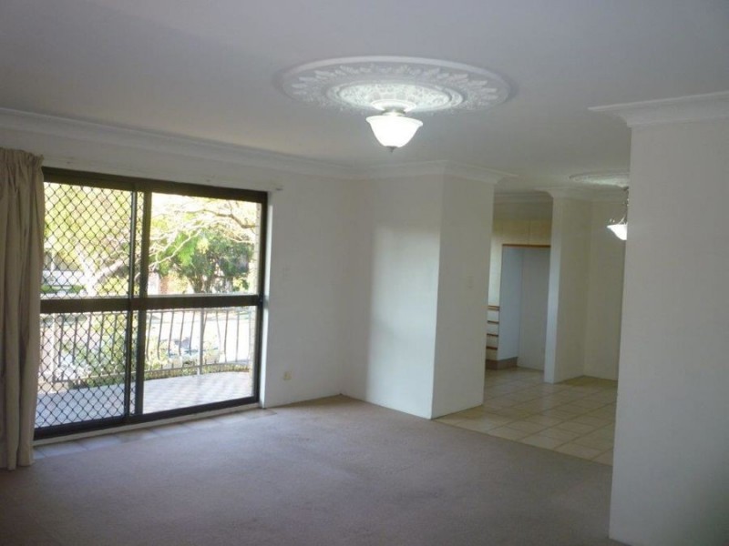 2/80 Thistle Street, Gordon Park QLD 4031