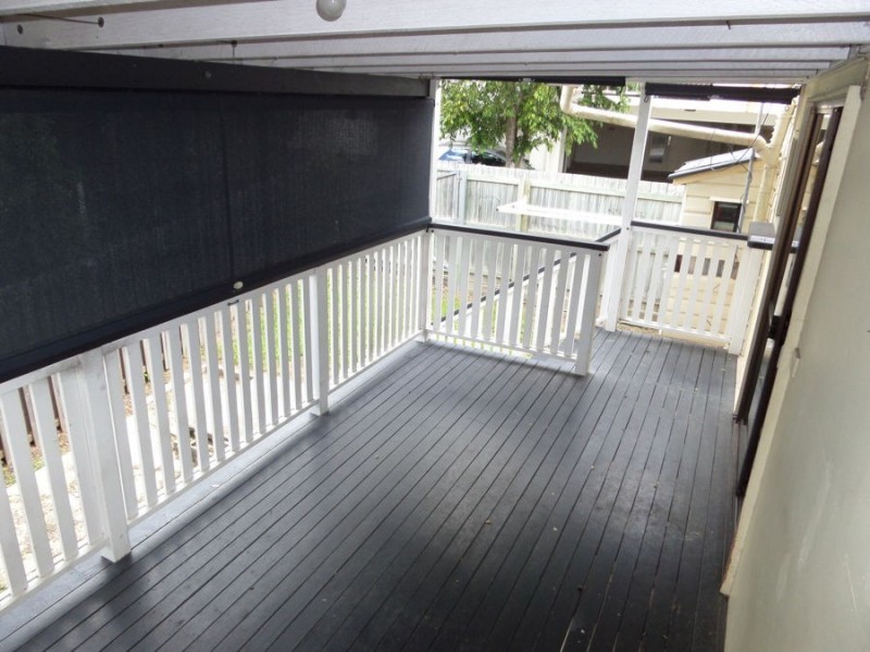 52 Garden Terrace, Newmarket QLD 4051