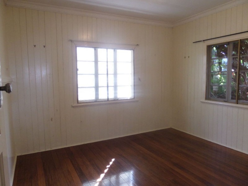 8 Hamley Street, Wooloowin QLD 4030