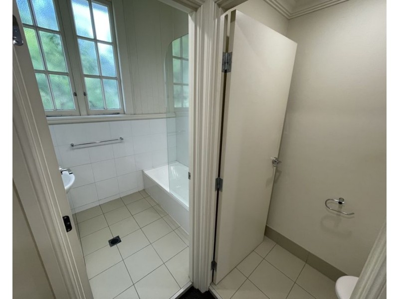 223 Bonney Avenue, Clayfield QLD 4011