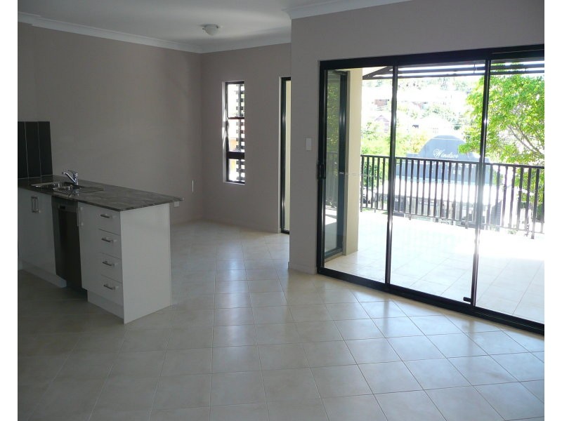 1/52 Eildon Road, Windsor QLD 4030