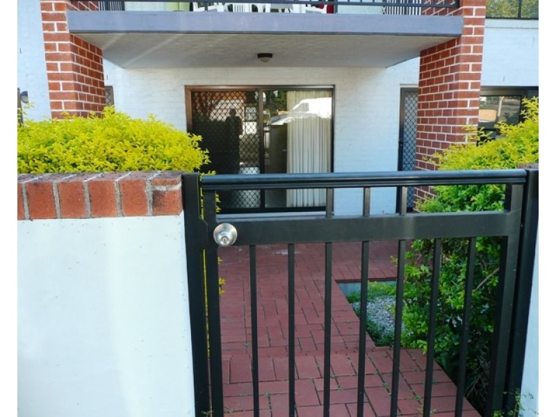 2/92 Bonney Avenue, Clayfield QLD 4011