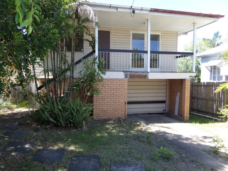 33 Raymont Road, Grange QLD 4051
