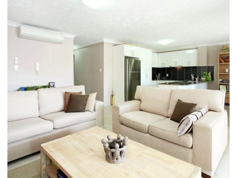 2/52 Eildon Road, Windsor QLD 4030