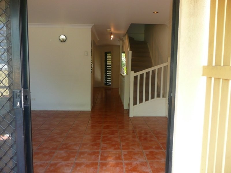 5/4 Cowlishaw Street, Bowen Hills QLD 4006