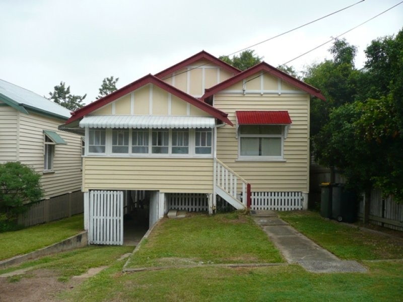 33 Fifth Avenue, Kedron QLD 4031