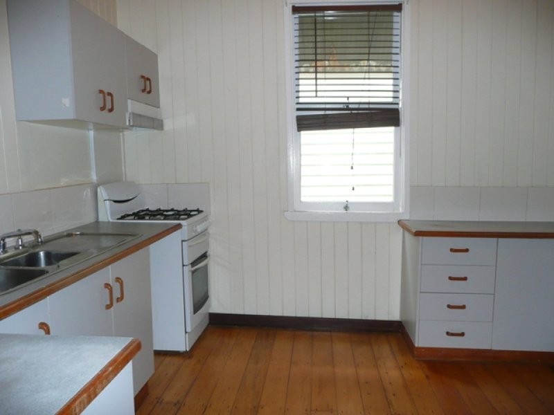 33 Fifth Avenue, Kedron QLD 4031