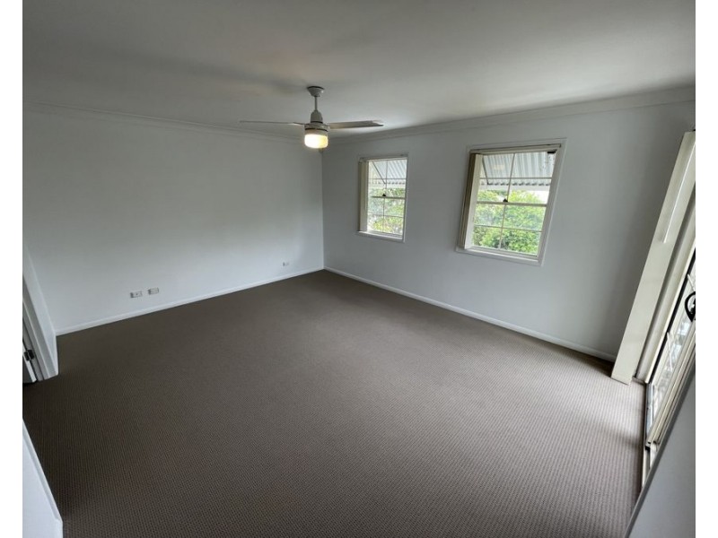 8 Swan Terrace, Windsor QLD 4030