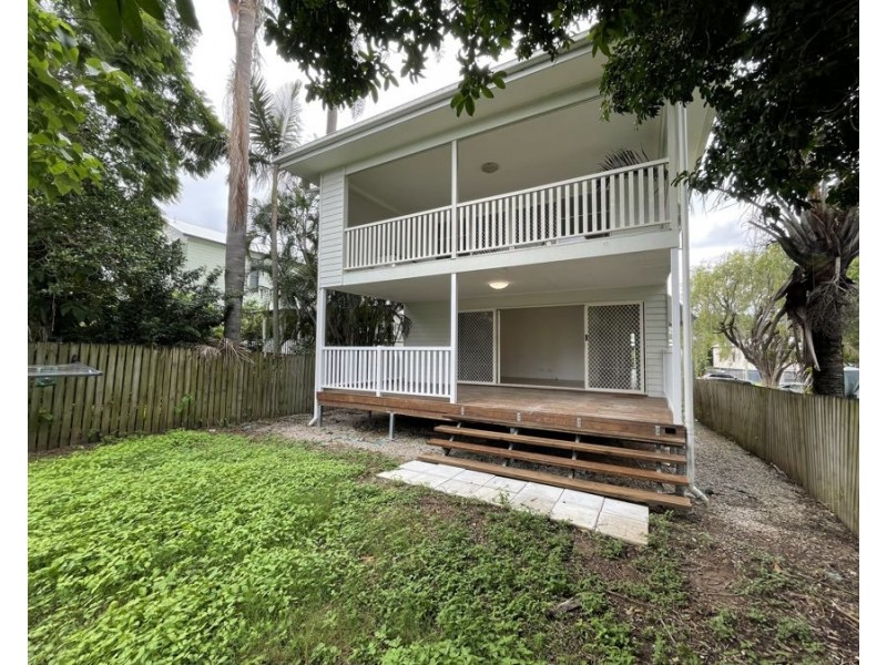 8 Swan Terrace, Windsor QLD 4030