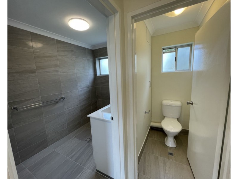 2/2 Sixth Avenue, Kedron QLD 4031