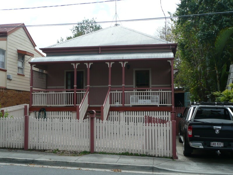 19 Harris Street, Windsor QLD 4030