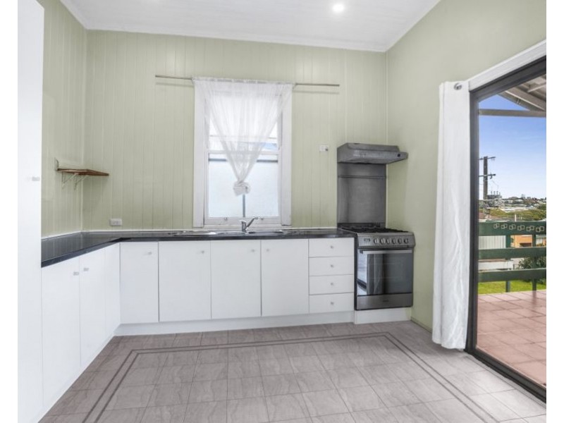 19 Maygar Street, Windsor QLD 4030