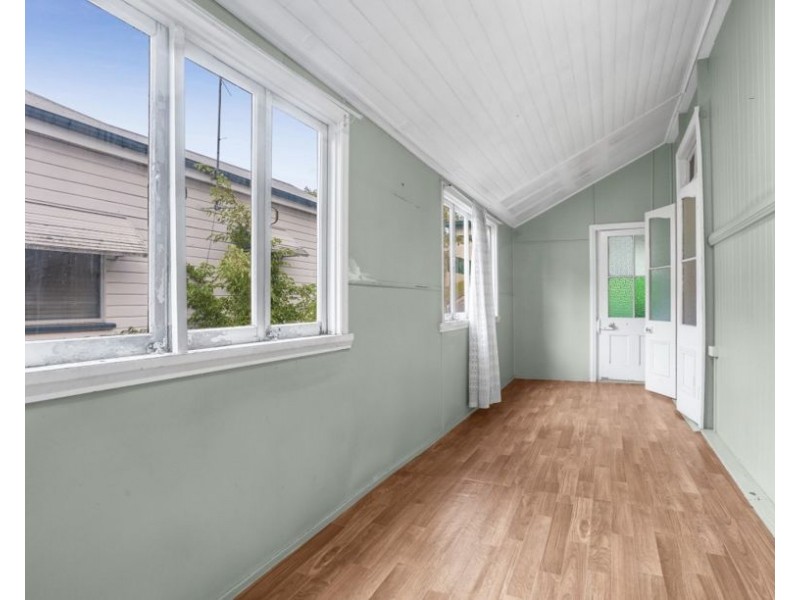 19 Maygar Street, Windsor QLD 4030