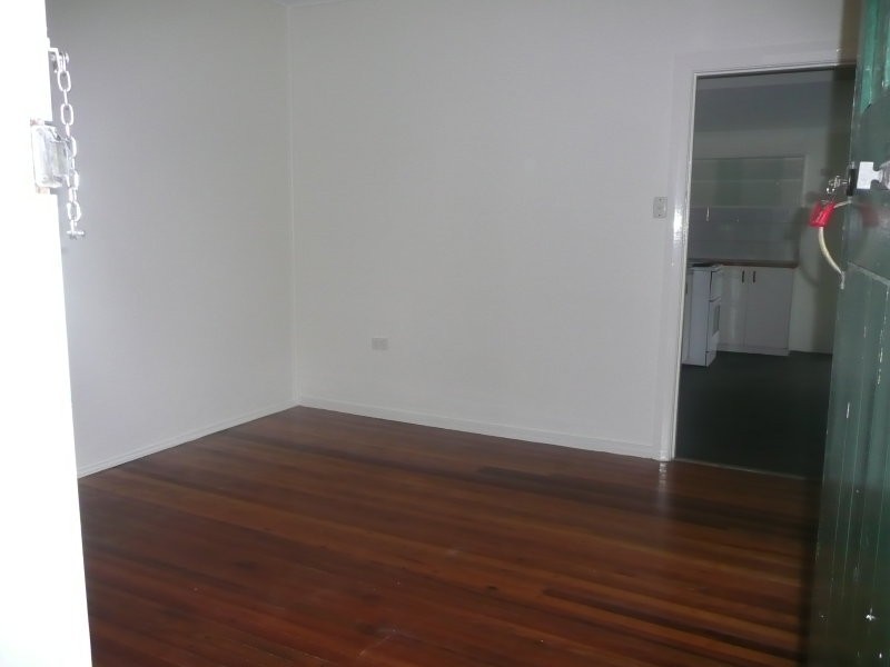 9 Theodore Street, Stafford QLD 4053