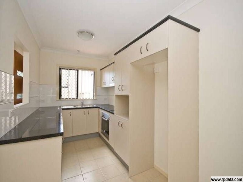 3/4 Binkar Street, Chermside QLD 4032